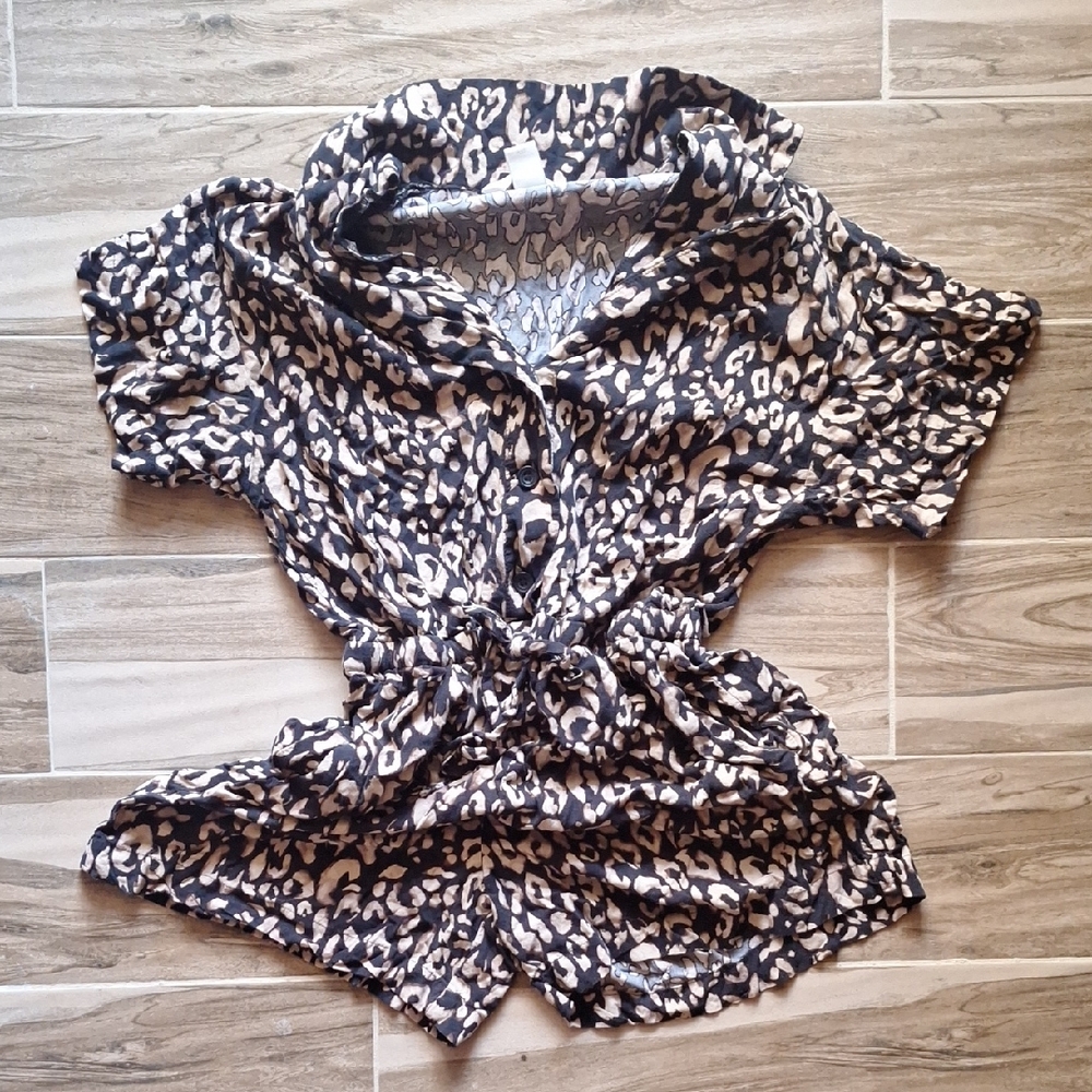 H&M Leopard Print Blouse in Black and Cream